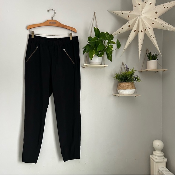 🩷ATHLETA BLACK APSIRE ANKLE PANT JOGGER ZIPPERS LOUNGE CASUAL SIZE 6 TRENDING - Picture 4 of 8